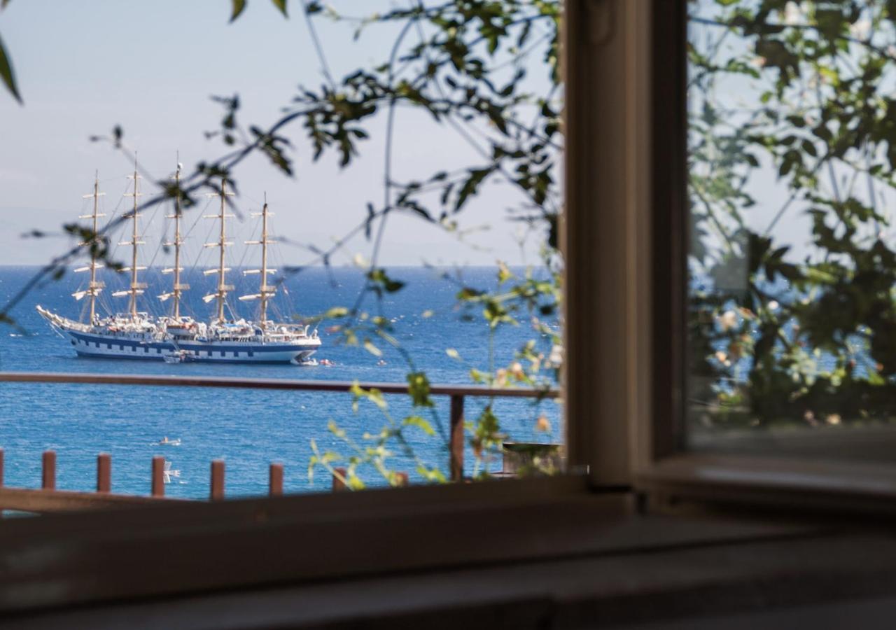 Bed & Breakfast Lighea Giardini-Naxos Exterior foto